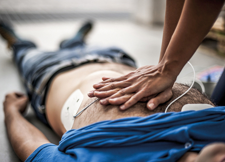 Reanimation an einem Patient