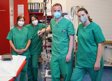 Dr. Buchhorn mit Team